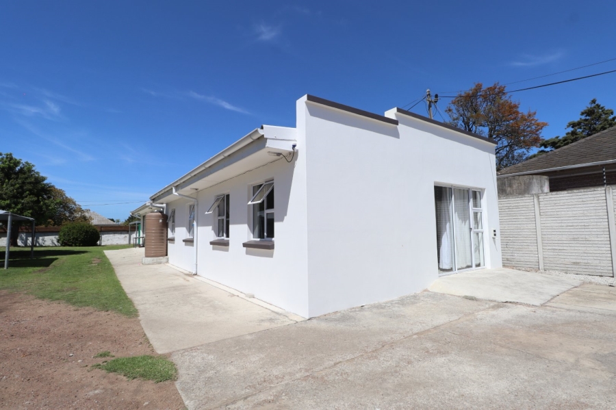 2 Bedroom Property for Sale in Walmer Eastern Cape